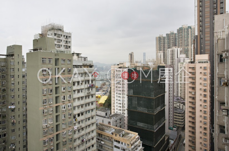 HK$ 1,020萬|厚威閣|西區2房1廁,極高層,頂層單位,獨立屋厚威閣出售單位