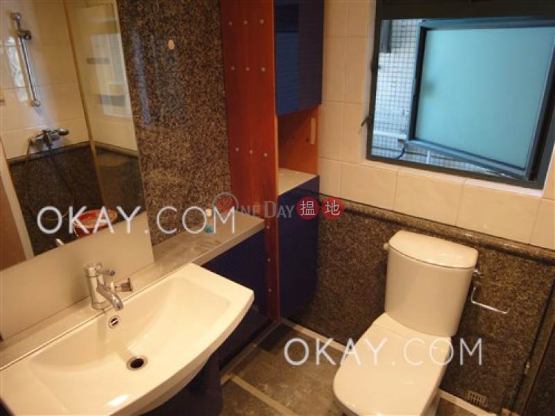 HK$ 53,000/ month 80 Robinson Road | Western District, Rare 3 bedroom with harbour views | Rental