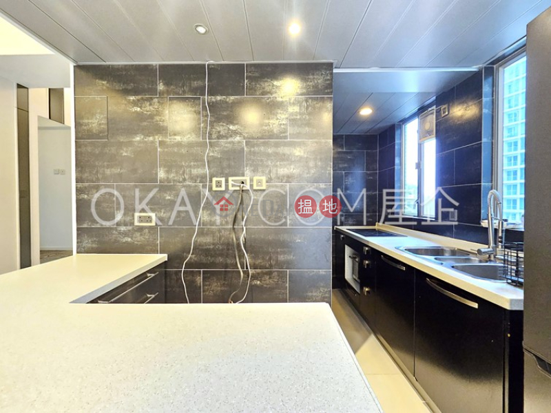 HK$ 33,000/ month | The Rednaxela | Western District | Unique 2 bedroom in Mid-levels West | Rental