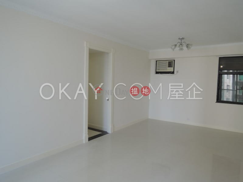 Nicely kept 3 bedroom with balcony | Rental, 25 Tai Hang Drive | Wan Chai District, Hong Kong | Rental | HK$ 43,000/ month