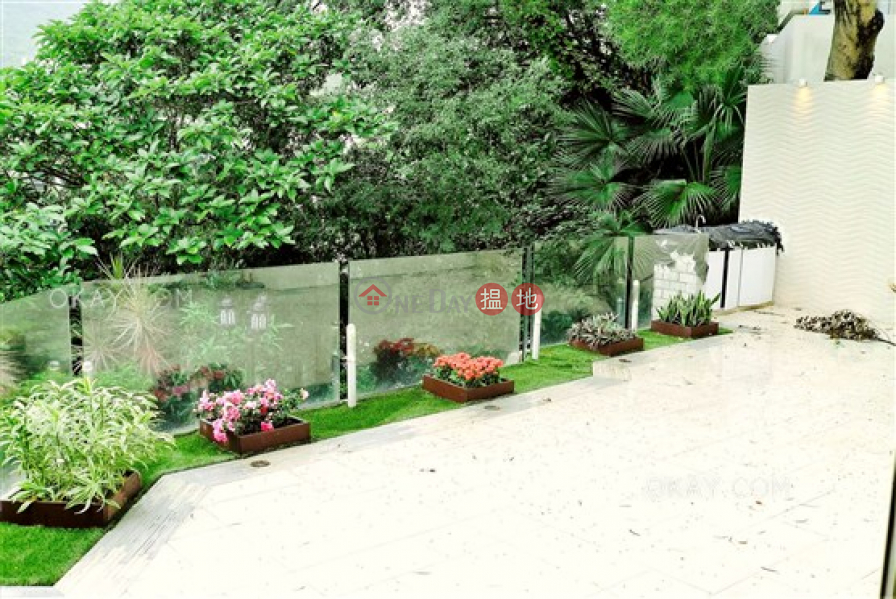 HK$ 140,000/ month Evergreen Garden Southern District Lovely house with terrace & parking | Rental