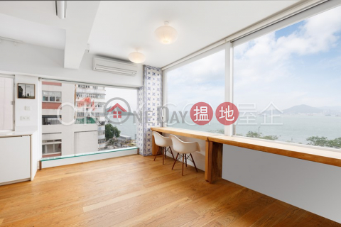 Generous with sea views in Western District | Rental | New Fortune House Block B 五福大廈 B座 _0