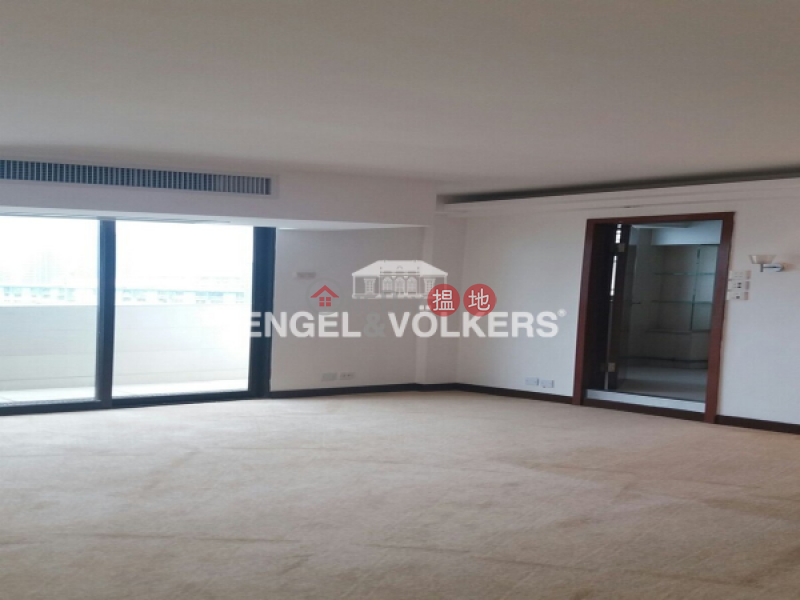 3 Bedroom Family Flat for Sale in Ho Man Tin | Wing On Court 永安台 Sales Listings