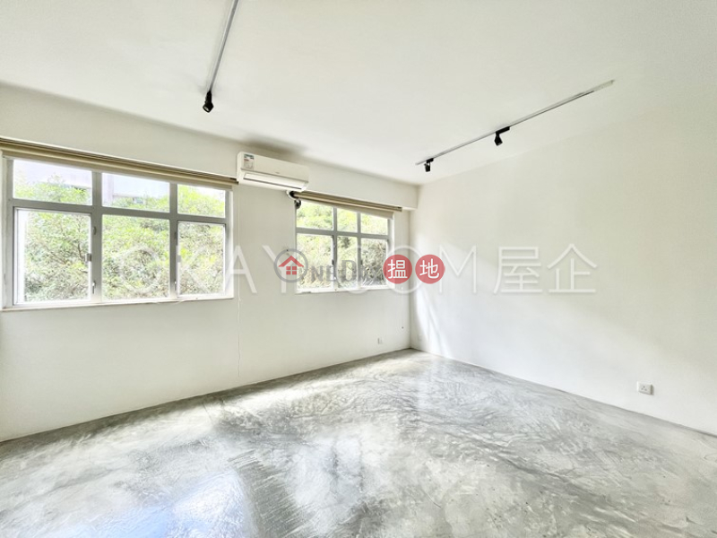 Lovely 2 bedroom on high floor with rooftop | For Sale, 11 Village Terrace | Wan Chai District Hong Kong, Sales, HK$ 11.8M
