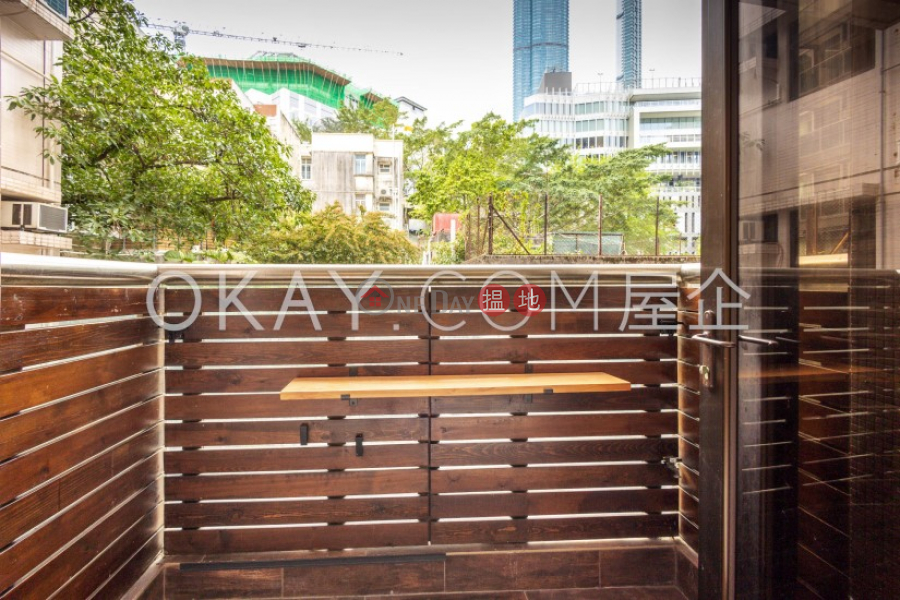 Popular 3 bedroom with balcony & parking | Rental | Hawthorn Garden 荷塘苑 Rental Listings