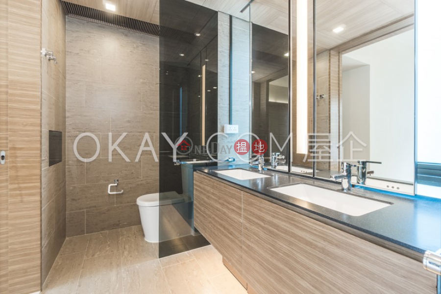 Exquisite 3 bedroom with balcony & parking | Rental | No.7 South Bay Close Block B 南灣坊7號 B座 Rental Listings