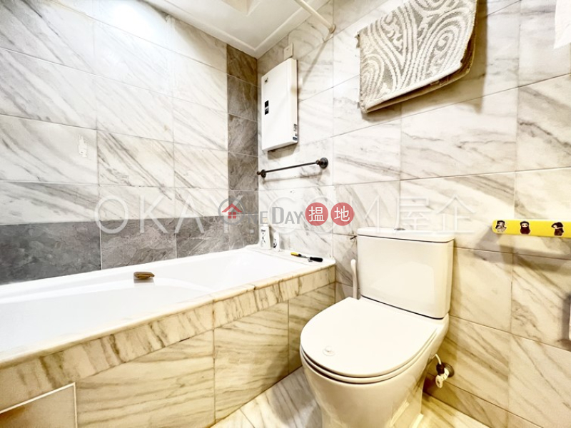 HK$ 36,000/ month | The Waterfront Phase 1 Tower 1 | Yau Tsim Mong | Popular 2 bedroom on high floor | Rental