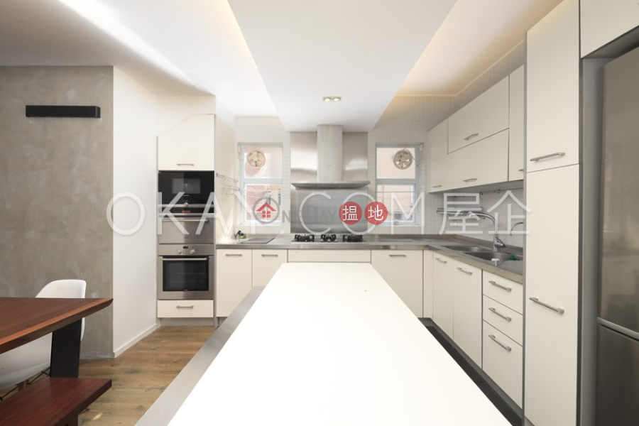 Property Search Hong Kong | OneDay | Residential Rental Listings Rare 3 bedroom on high floor with rooftop & parking | Rental