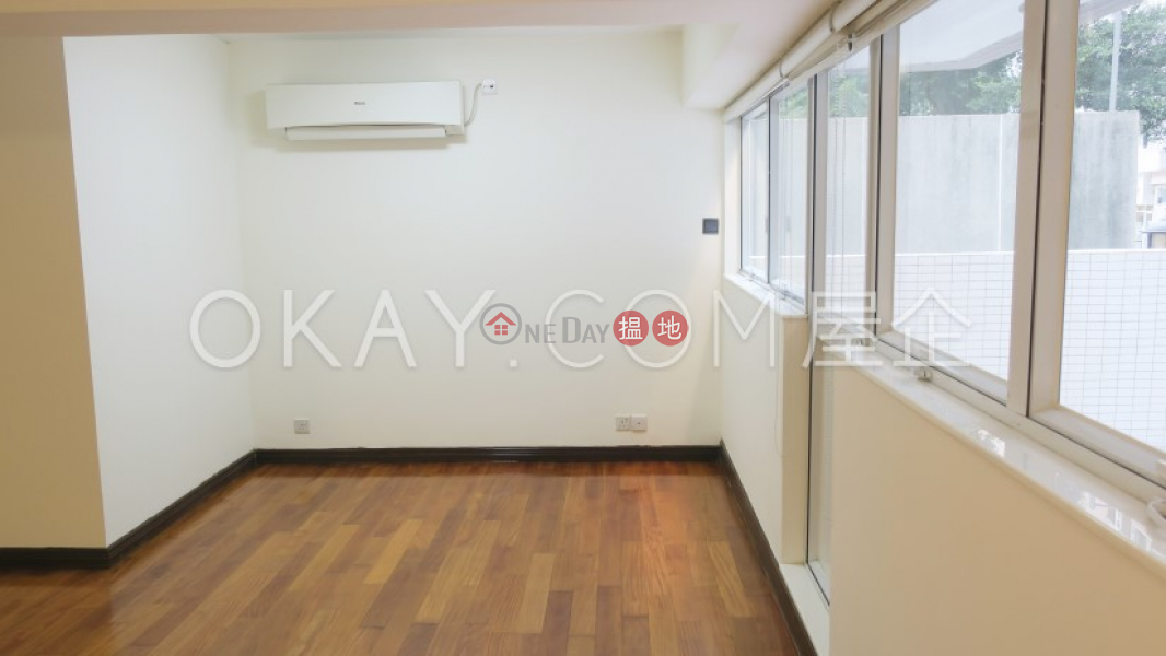 Lovely 2 bedroom with terrace | For Sale, Kam Ning Mansion 金寧大廈 Sales Listings | Western District (OKAY-S65366)