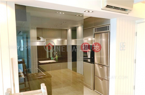 Nicely kept 3 bedroom with parking | Rental | Prosperous Height 嘉富臺 _0