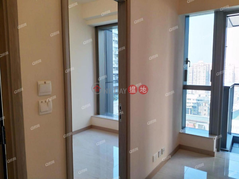 King\'s Hill | 1 bedroom Low Floor Flat for Sale | King\'s Hill 眀徳山 Sales Listings