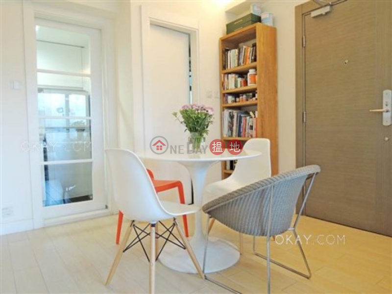 Generous 2 bedroom on high floor | Rental | 51 Centre Street | Western District Hong Kong, Rental | HK$ 23,500/ month