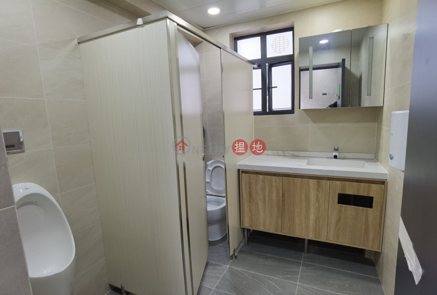 MINI WORK SHOP, 59 Hung To Road | Kwun Tong District Hong Kong | Rental | HK$ 5,200/ month