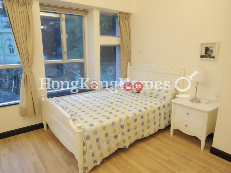 HK$ 19,500/ month 21 Shelley Street, Shelley Court Western District Studio Unit for Rent at 21 Shelley Street, Shelley Court