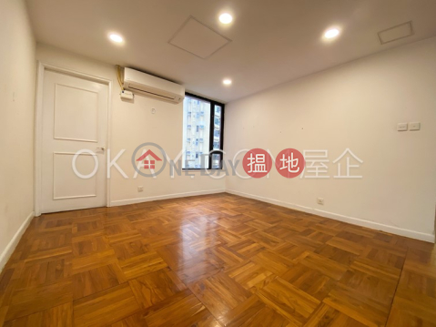 Lovely 3 bedroom with balcony & parking | Rental | Regal Crest 薈萃苑 _0