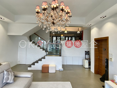 Lovely house with terrace & parking | For Sale | House F Little Palm Villa 棕林別墅 F座 _0