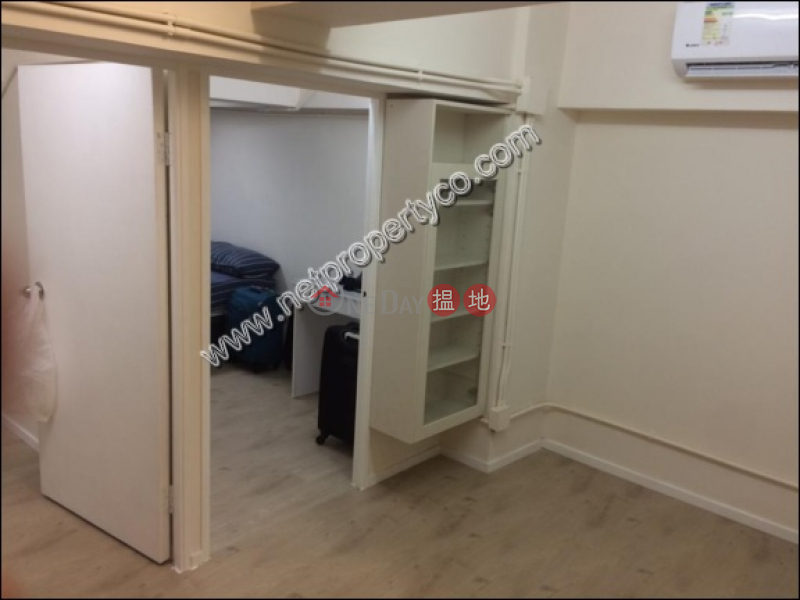 Property Search Hong Kong | OneDay | Residential, Rental Listings | A spacious 2-bedroom unit located in Sai Ying Pun
