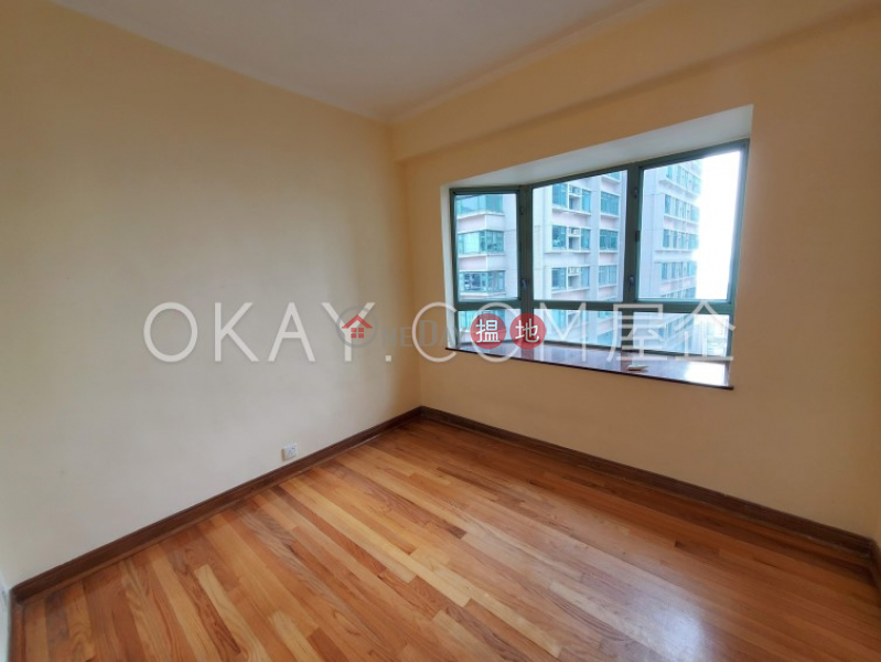 HK$ 20M, Goldwin Heights Western District | Tasteful 3 bedroom on high floor | For Sale