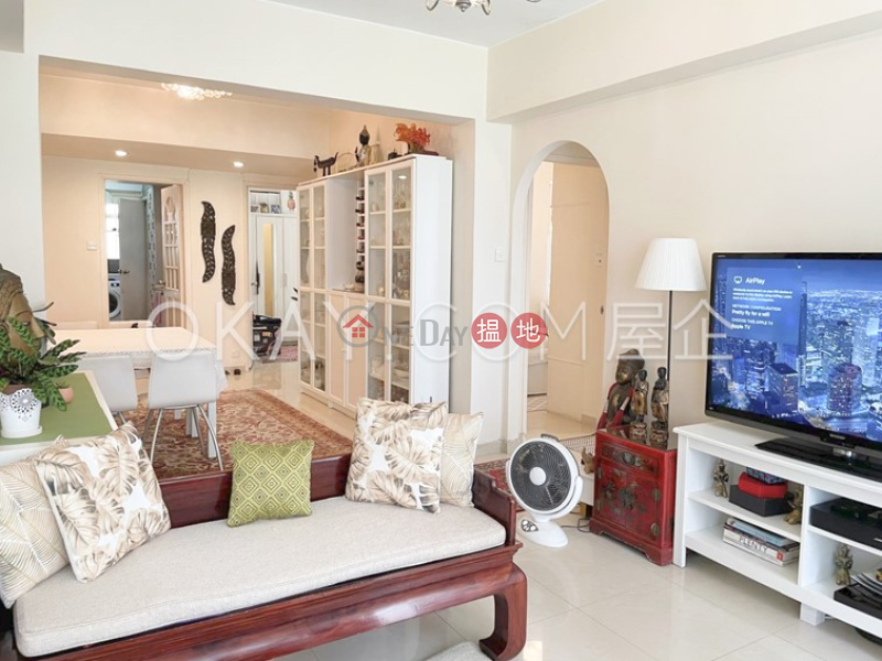 HK$ 12.8M, Hanwin Mansion | Western District | Elegant 3 bedroom in Mid-levels West | For Sale