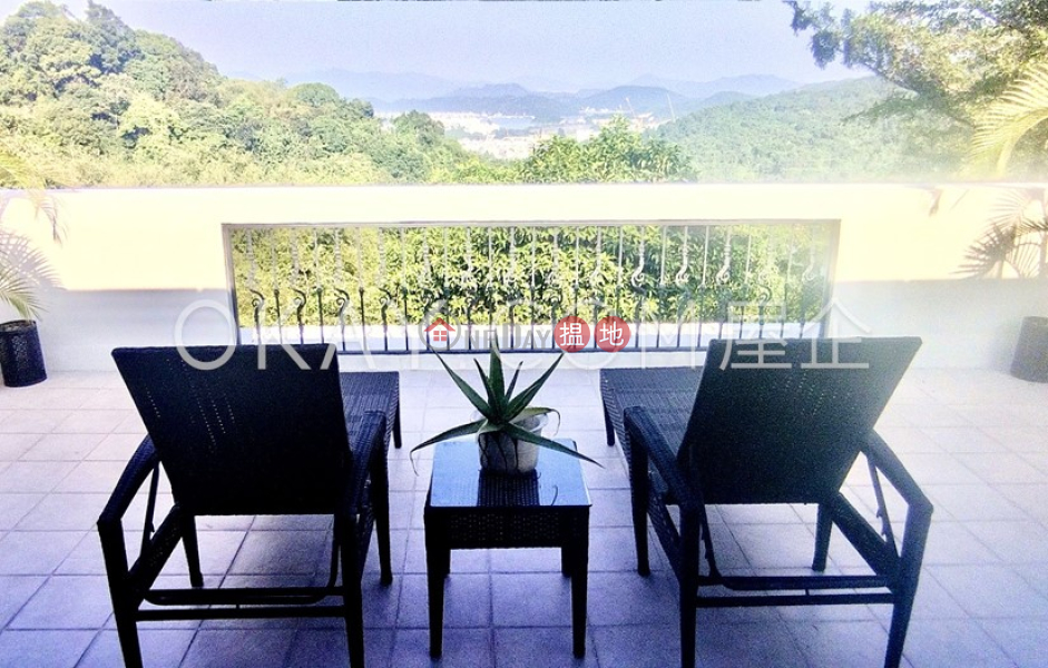 Nicely kept house with sea views, rooftop & balcony | Rental | Tai Lam Wu 大藍湖 Rental Listings