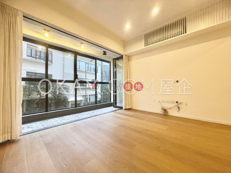 Luxurious 3 bedroom with balcony | Rental | Se-Wan Mansion 西園樓 Rental Listings