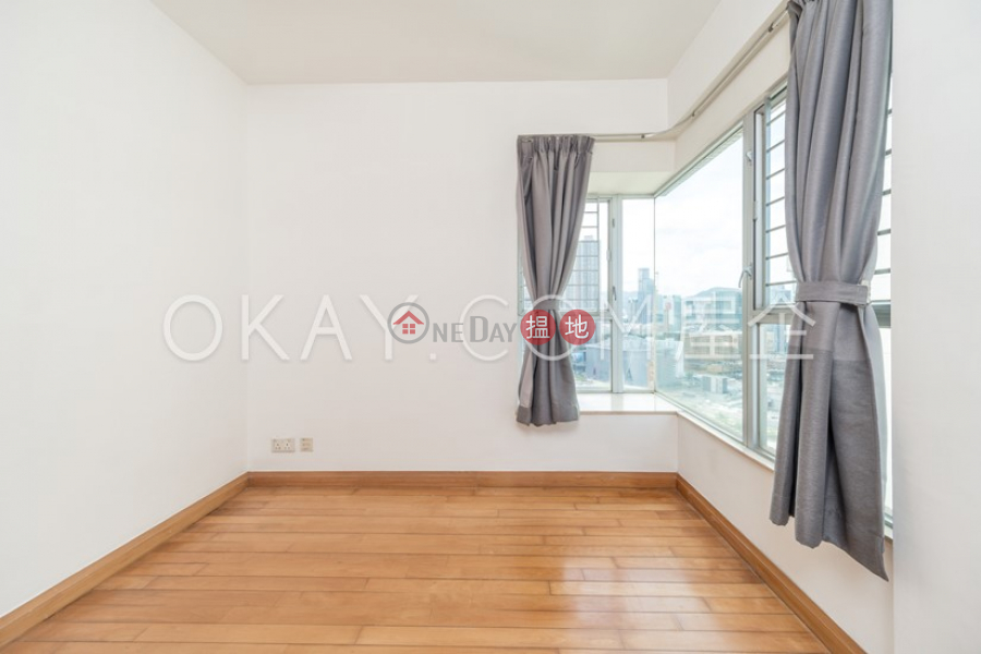 Stylish 3 bedroom in Kowloon Station | Rental | The Waterfront Phase 2 Tower 6 漾日居2期6座 Rental Listings