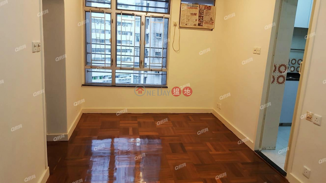 Property Search Hong Kong | OneDay | Residential | Rental Listings | Hoi Tsing Court ( Block K ) Aberdeen Centre | 2 bedroom Mid Floor Flat for Rent