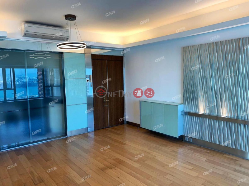 Property Search Hong Kong | OneDay | Residential Rental Listings, Y.I | 3 bedroom High Floor Flat for Rent