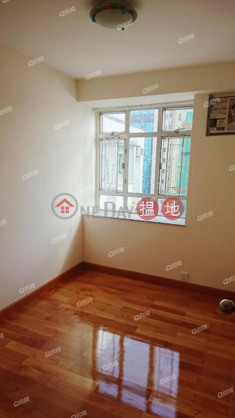 Property Search Hong Kong | OneDay | Residential Rental Listings, City Garden Block 13 (Phase 2) | 3 bedroom High Floor Flat for Rent