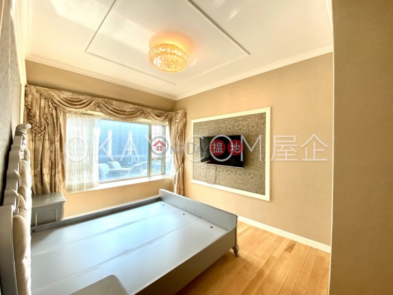 Charming 3 bedroom in Kowloon Station | Rental | Sorrento Phase 2 Block 1 擎天半島2期1座 Rental Listings