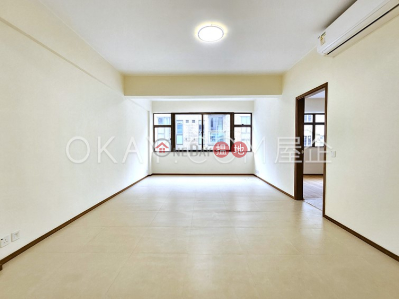 Nicely kept 3 bedroom in Tai Hang | Rental | Green Village No. 8A-8D Wang Fung Terrace Green Village No. 8A-8D Wang Fung Terrace Rental Listings