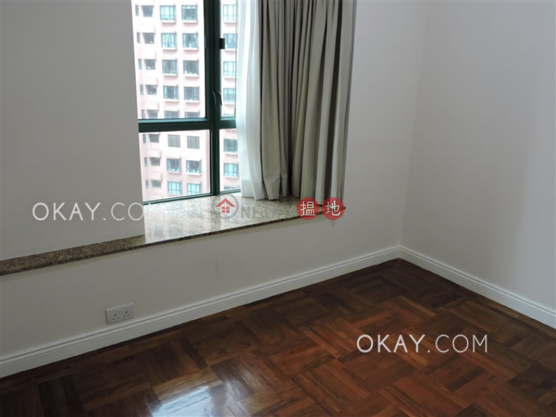 Nicely kept 2 bedroom in Mid-levels Central | Rental, 18 Old Peak Road | Central District, Hong Kong, Rental, HK$ 29,500/ month