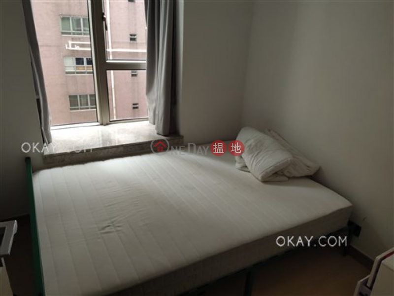 Property Search Hong Kong | OneDay | Residential, Sales Listings Nicely kept 2 bedroom in Tsim Sha Tsui | For Sale