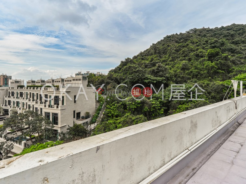 HK$ 68,000/ month | 88A-88B Pok Fu Lam Road, Western District Unique 2 bedroom with sea views, balcony | Rental