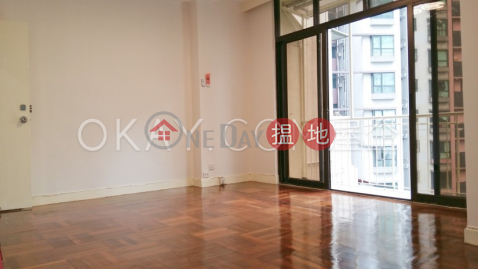 Tasteful 3 bedroom on high floor with balcony | Rental | Wah Hing Industrial Mansions 華興工業大廈 _0