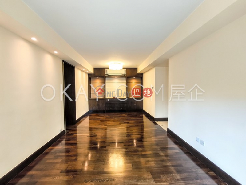 HK$ 41,000/ month, Ronsdale Garden | Wan Chai District | Unique 3 bedroom with balcony & parking | Rental