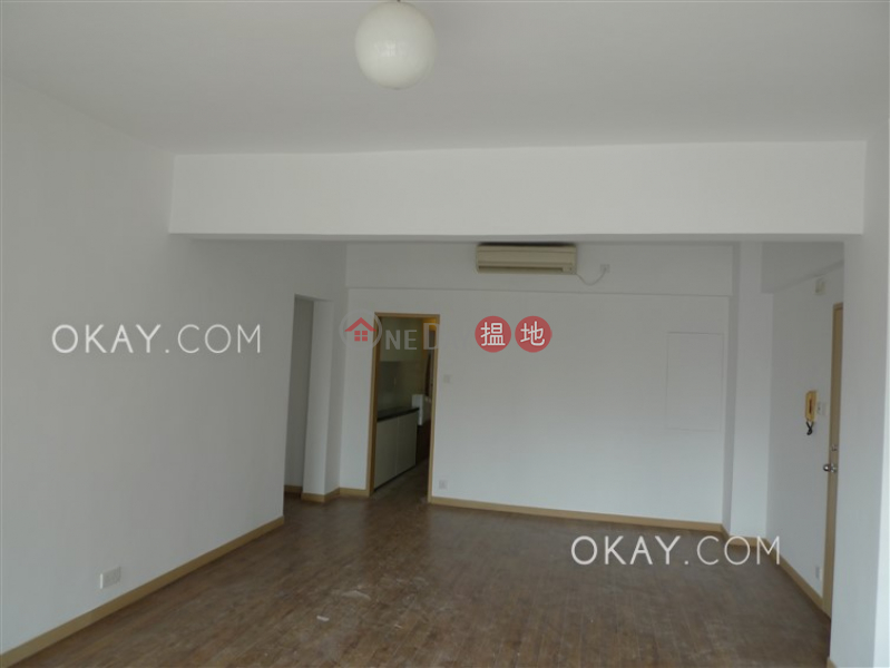 Tasteful 3 bedroom with balcony | Rental, Monticello 滿峰台 Rental Listings | Eastern District (OKAY-R57983)