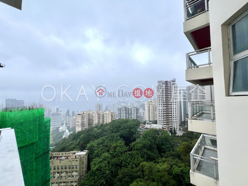 Rare 3 bedroom with balcony & parking | Rental | Aurora - Quarters 銀霞閣 Rental Listings