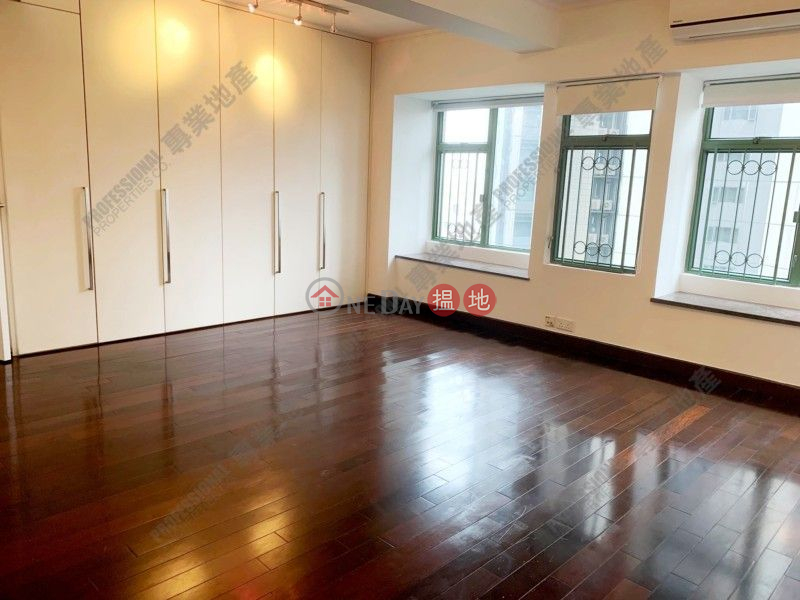 Lovely 2-bedroom, spacious master bedroom in mid level 70 Robinson Road | Western District, Hong Kong | Rental | HK$ 50,000/ month