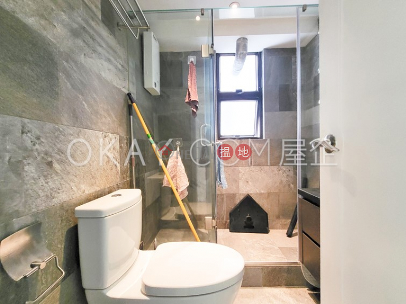 Generous 3 bedroom in Fortress Hill | Rental | Fortress Garden Fu Dat Court 富澤花園 Rental Listings