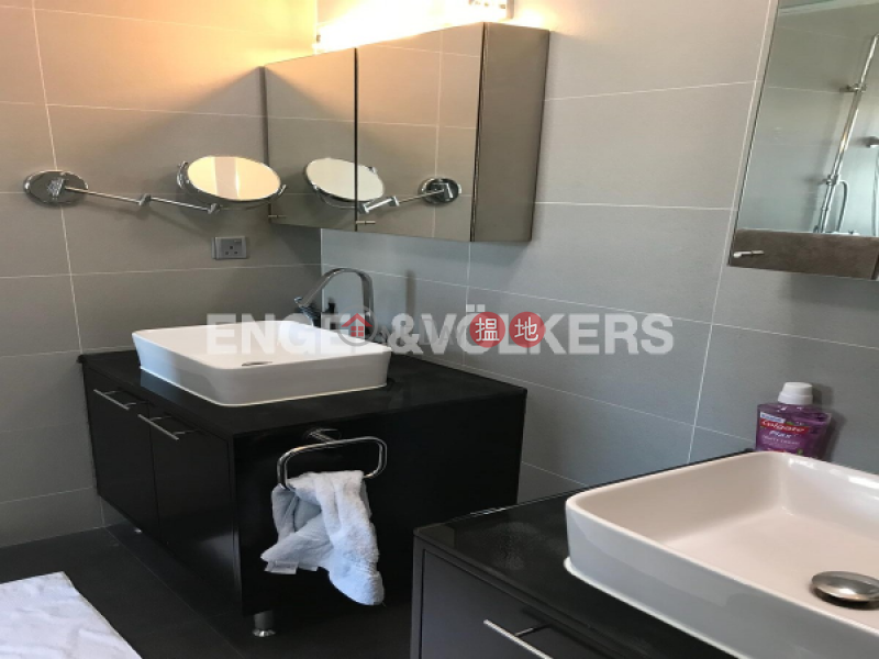 3 Bedroom Family Flat for Sale in Mid Levels West | Conduit Tower 君德閣 Sales Listings