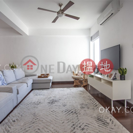 Efficient 3 bedroom with parking | For Sale | Kenyon Court 錦翠園 _0