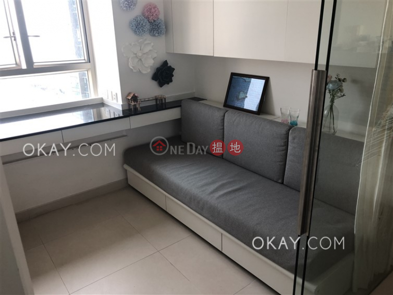 Sham Wan Towers Block 2 | Middle Residential | Sales Listings | HK$ 12.8M