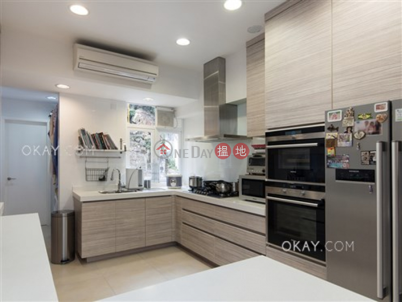 Beautiful 4 bedroom with parking | Rental 69A-69B Robinson Road | Western District, Hong Kong Rental HK$ 82,000/ month