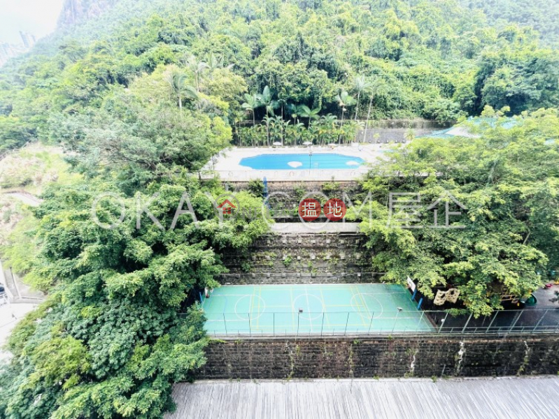 Efficient 2 bedroom with balcony & parking | For Sale | Realty Gardens 聯邦花園 Sales Listings