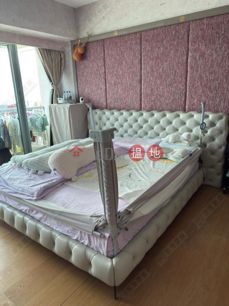HK$ 128M The Harbourside Tower 2, Yau Tsim Mong, Rare inter‑connecting units are available for site visits.