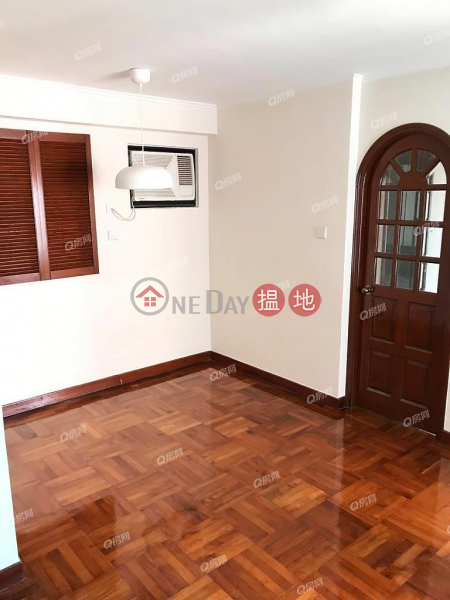 Kennedy Town Centre | 3 bedroom Low Floor Flat for Rent 38 Kennedy Town Praya | Western District Hong Kong Rental | HK$ 29,700/ month