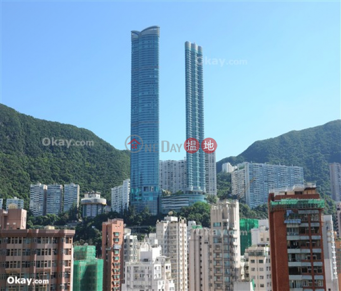 Lovely 3 bed on high floor with harbour views & parking | Rental | The Summit 御峰 Rental Listings