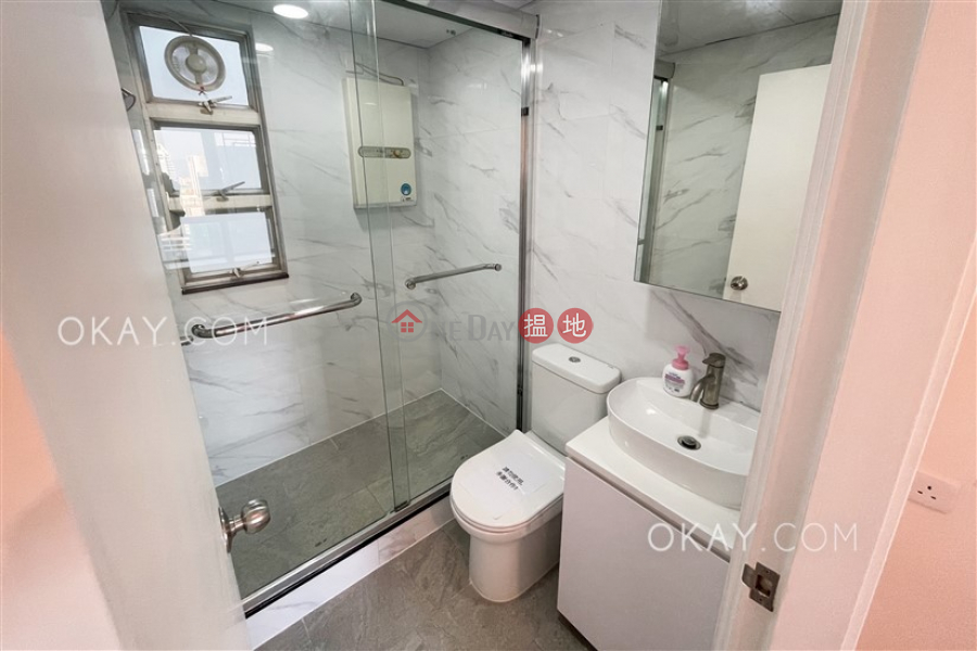 Stylish 3 bedroom in Mid-levels West | For Sale 1-9 Mosque Street | Western District | Hong Kong | Sales | HK$ 13.2M