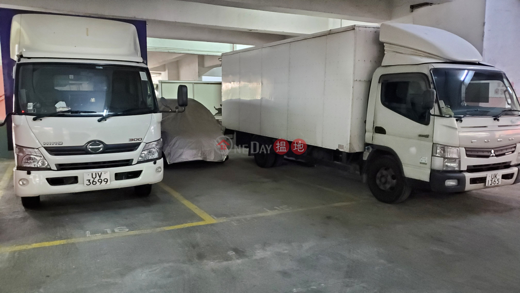 Truck space for sale 24 hours access, Deyla Industrial Centre 德雅工業中心 Sales Listings | Tuen Mun (JOHNN-1235292146)
